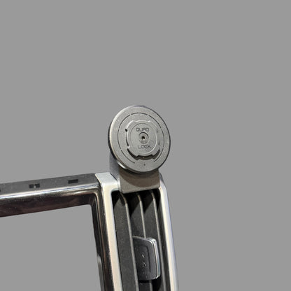 GWM Cannon L / Base / CC Dash Mount, Quad Lock head fitted | SimuVerse.AU