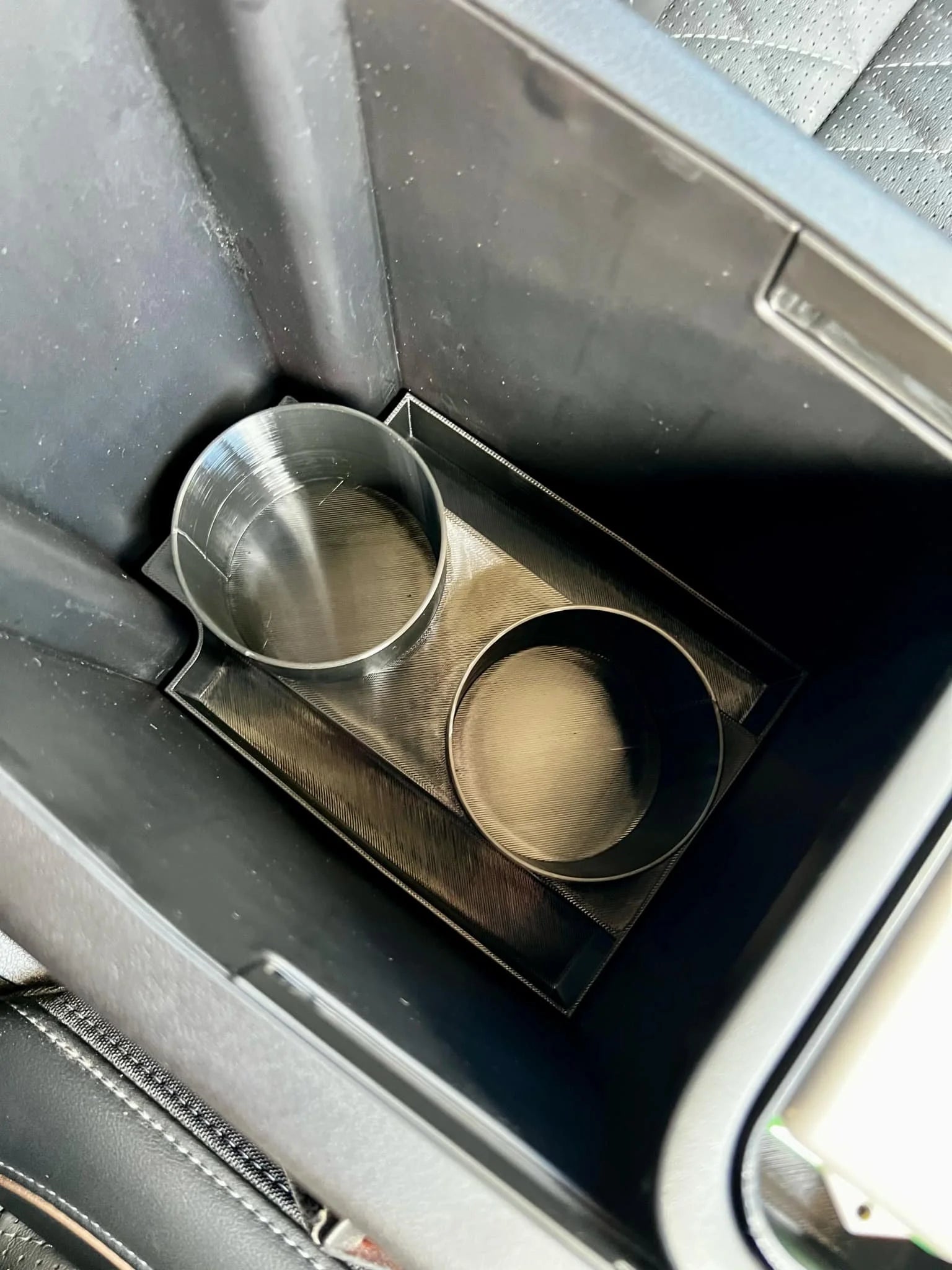 GWM Cannon Center Console Cup Holders