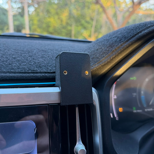 GWM Cannon Dash Mount System