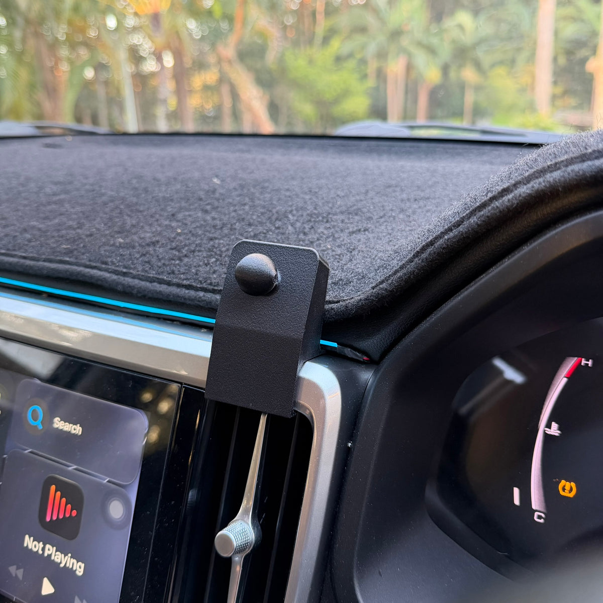 GWM Cannon Dash Mount System