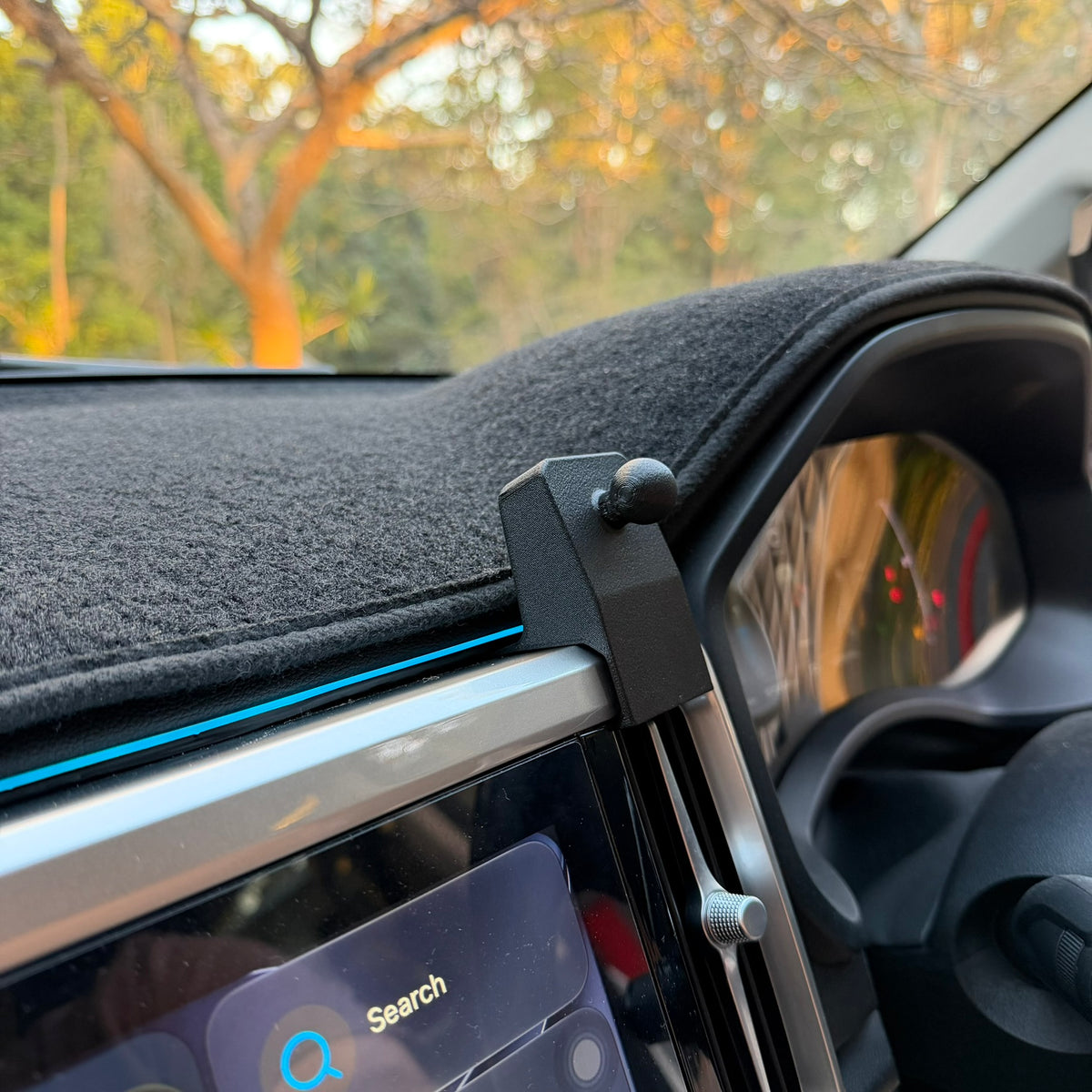 GWM Cannon Dash Mount System