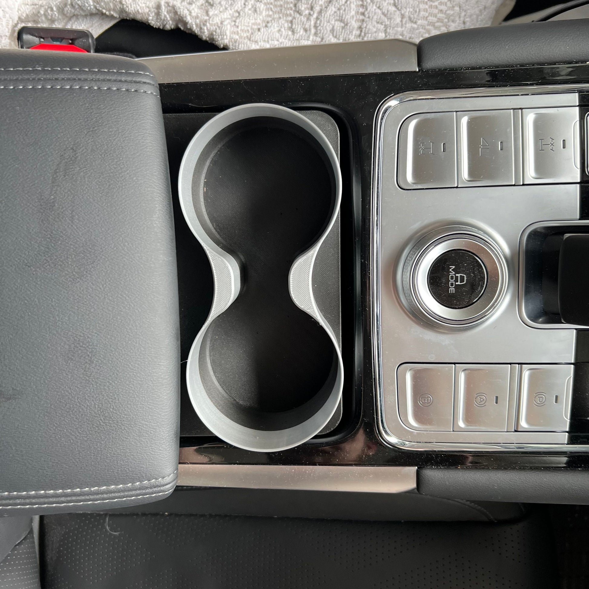 GWM Tank 500/Alpha Cannon Cup Holder Fix