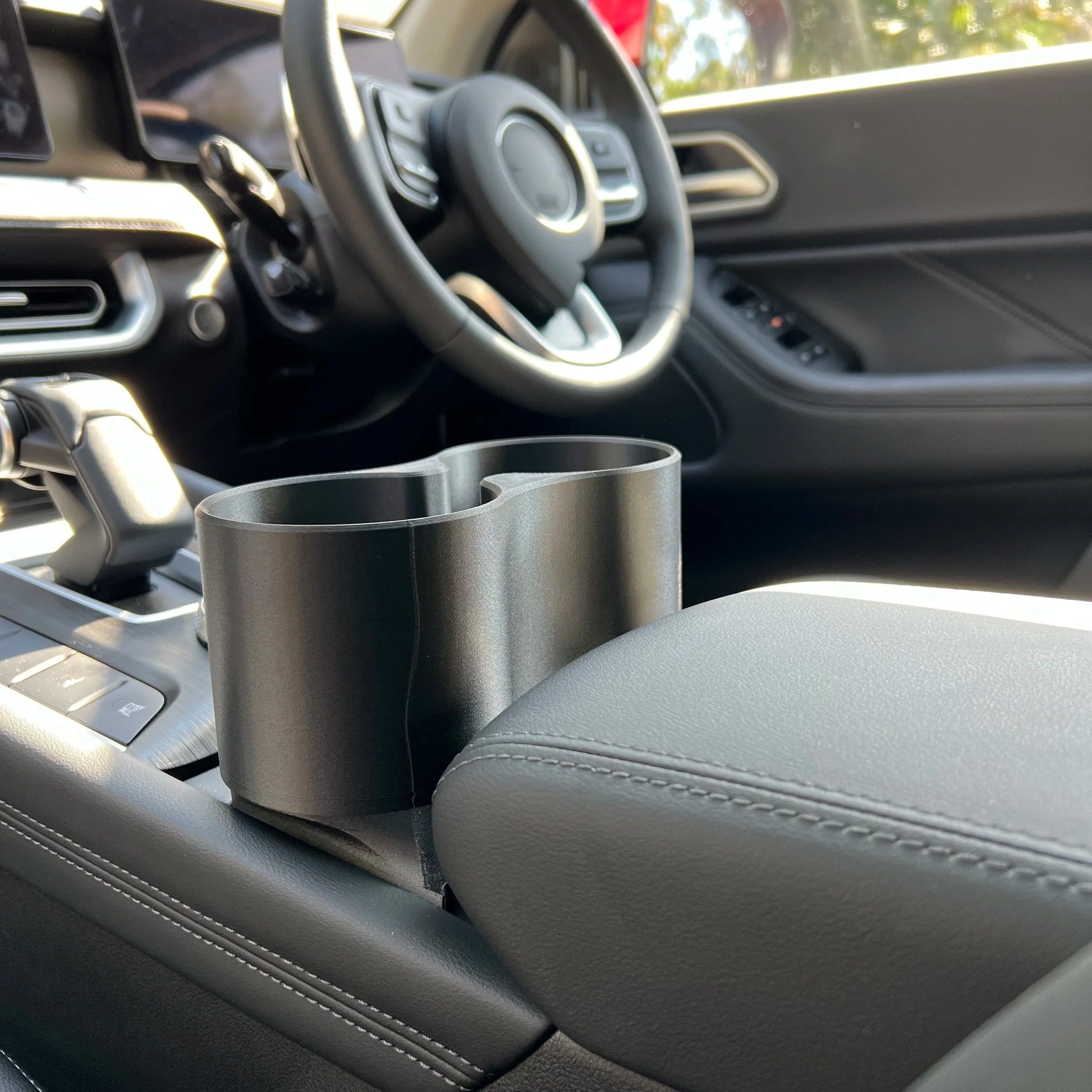 GWM Facelift Cannon Deluxe Cup Holder Fix