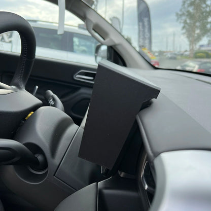 Facelifted GWM Cannon Digital Dash Glare Protector