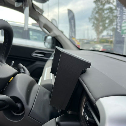 Facelifted GWM Cannon Digital Dash Glare Protector