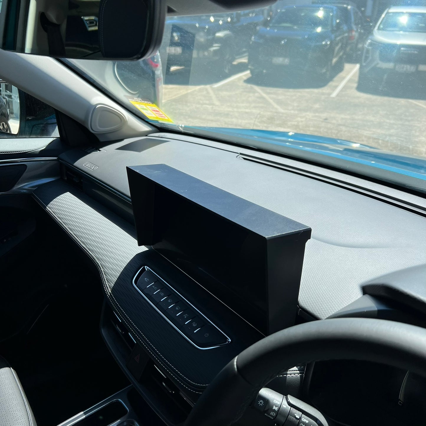 Haval Jolion GlarePro Screen Shade close-up | SimuVerse.AU